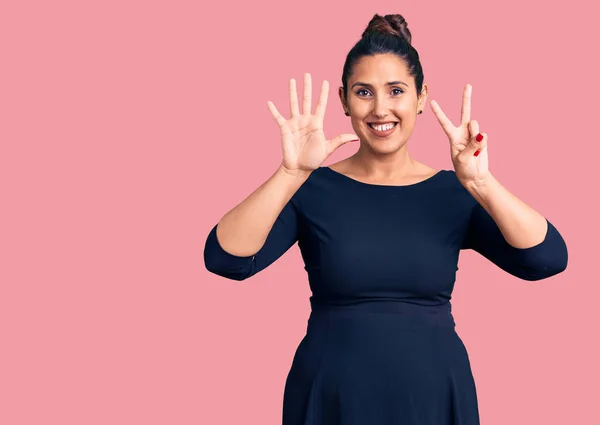 Young Beautiful Brunette Woman Wearing Casual Dress Showing Pointing Fingers — Stock Photo, Image