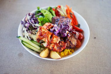 Lezzetli kızarmış et tabağı