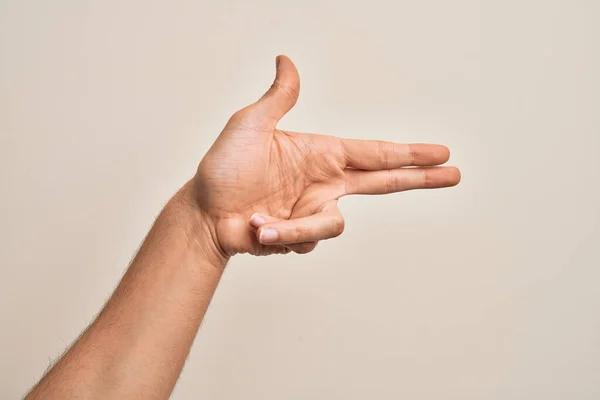 Mano Joven Caucásico Mostrando Los Dedos Sobre Fondo Blanco Aislado —  Fotos de Stock