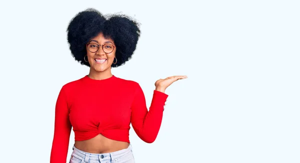 Young African American Girl Wearing Casual Clothes Glasses Smiling Cheerful — Stock Photo, Image
