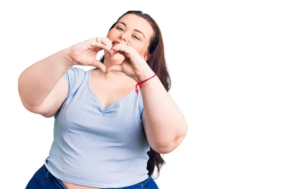 Joven Mujer Talla Grande Vistiendo Ropa Casual Sonriendo Amor Haciendo — Foto de Stock