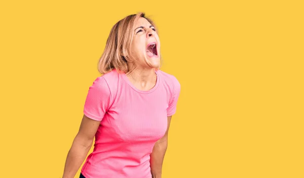 Junge Blonde Frau Sportkleidung Wütend Und Verrückt Schreiend Frustriert Und — Stockfoto