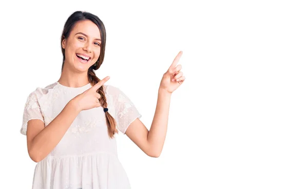 Young Beautiful Girl Wearing Casual Shirt Smiling Looking Camera Pointing — Stock Photo, Image