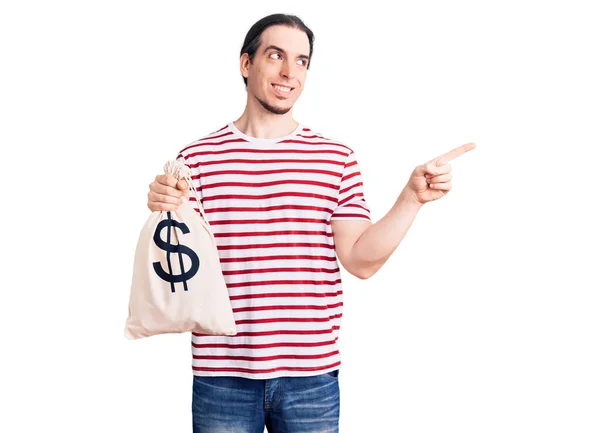 Homem Adulto Jovem Com Cabelo Longo Segurando Saco Dinheiro Com — Fotografia de Stock