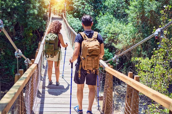 Beautiful Couple Hiker Wearing Explorer Clothes Backpack Walking Back View — Stock Photo, Image