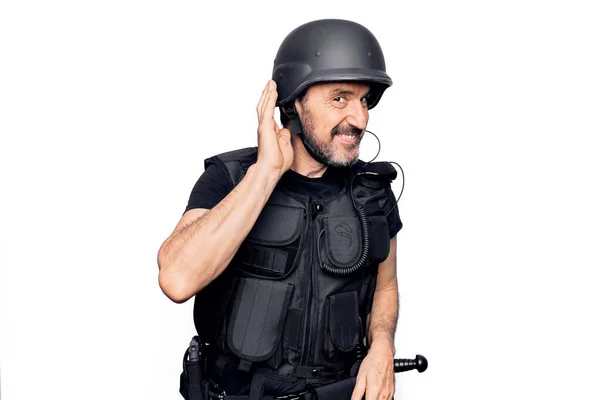 Bellissimo Poliziotto Mezza Età Con Giubbotto Antiproiettile Casco Sicurezza Che — Foto Stock