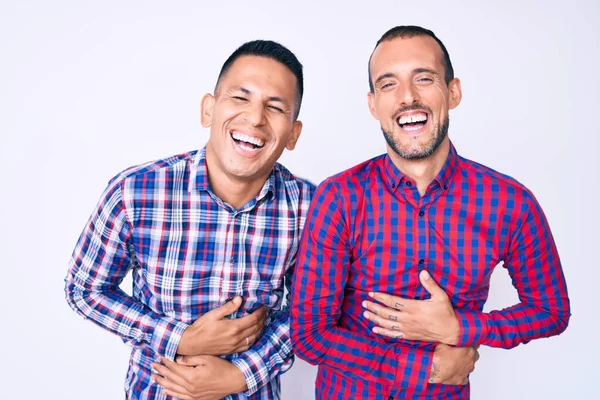 Joven Pareja Gay Dos Hombres Vistiendo Ropa Casual Sonriendo Riendo — Foto de Stock
