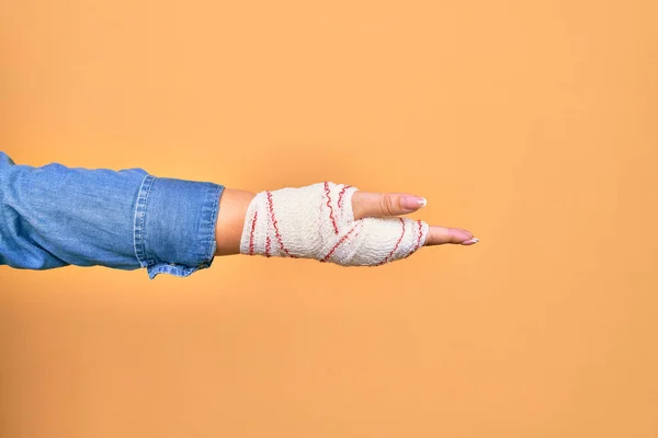 Wounded Hand Caucasian Young Woman Cover Bandage Doing Give Gesture — Stock Photo, Image