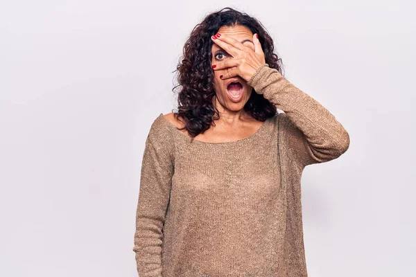 Medioevo Bella Donna Indossa Maglione Casual Sbirciare Shock Che Copre — Foto Stock