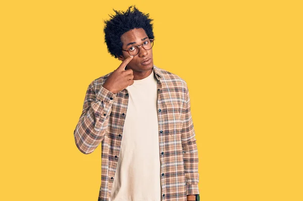 Handsome African American Man Afro Hair Wearing Casual Clothes Glasses — Stock Photo, Image