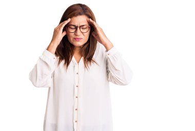 Güzel orta yaşlı kadın.