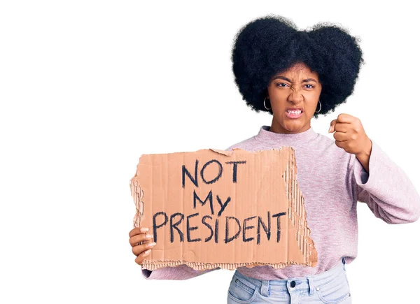 Junge Afrikanisch Amerikanische Mädchen Halten Nicht Mein Präsident Protestbanner Genervt — Stockfoto