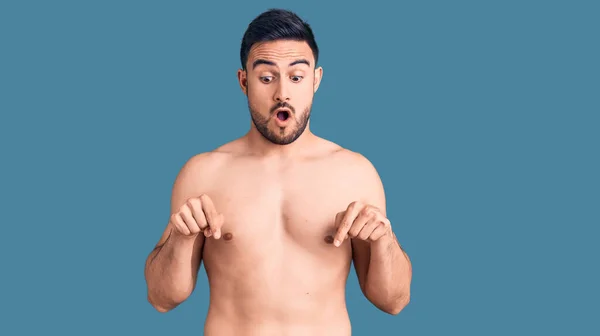 Young Handsome Man Wearing Swimwear Pointing Fingers Showing Advertisement Surprised — Stock Photo, Image