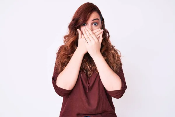 Young Beautiful Woman Wearing Casual Clothes Shocked Covering Mouth Hands — Stock Photo, Image