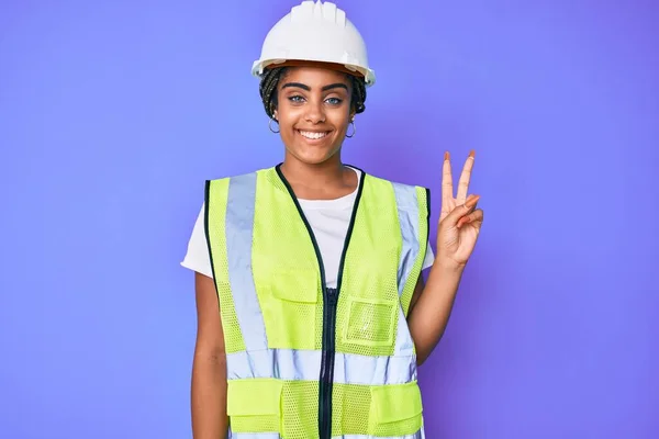 Young African American Woman Braids Wearing Safety Helmet Reflective Jacket — Stock Photo, Image