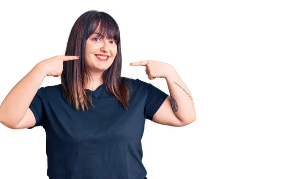 Young Size Woman Wearing Casual Clothes Smiling Cheerful Showing Pointing — Stock Photo, Image