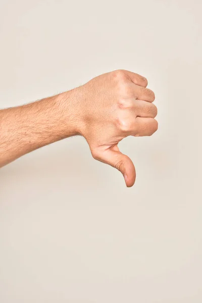 Ruka Bělocha Mladý Muž Ukazující Prsty Izolovaném Bílém Pozadí Ukazující — Stock fotografie