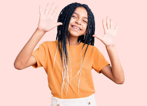 Cute African American Girl Wearing Casual Clothes Showing Pointing Fingers — Stock Photo, Image