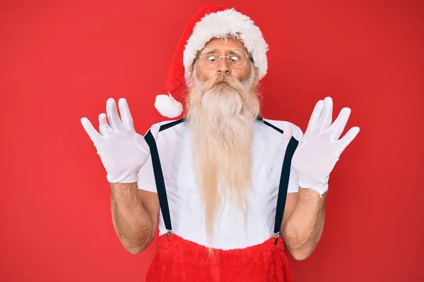 Alter Älterer Mann Weihnachtsmann Kostüm Mit Hosenträgern Der Fischgesicht Mit — Stockfoto