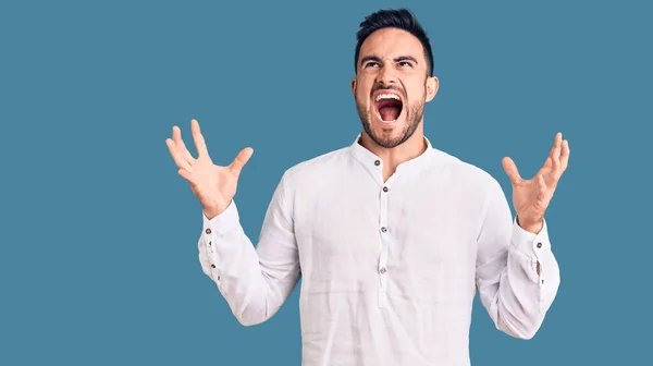 Young Handsome Man Wearing Casual Clothes Crazy Mad Shouting Yelling — Stock Photo, Image