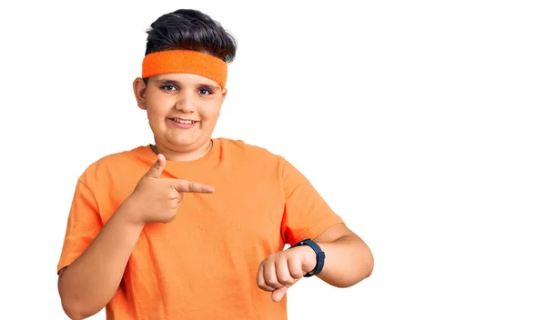 Kleiner Junge Eiliger Sportkleidung Zeigt Auf Die Uhr Ungeduld Ärger — Stockfoto