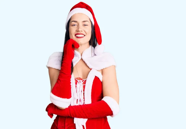 Joven Hermosa Mujer Caucásica Con Traje Santa Claus Mirando Con —  Fotos de Stock