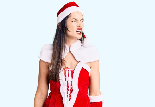 Giovane Bella Donna Caucasica Indossa Costume Babbo Natale Arrabbiato Pazzo — Foto Stock