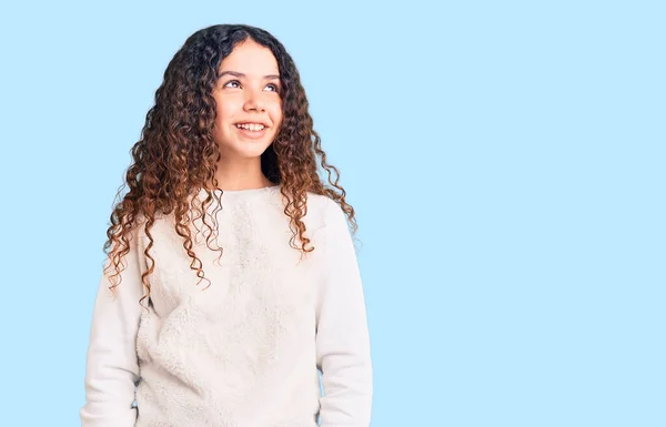 Beautiful Kid Girl Curly Hair Wearing Casual Clothes Looking Away — Stock Photo, Image