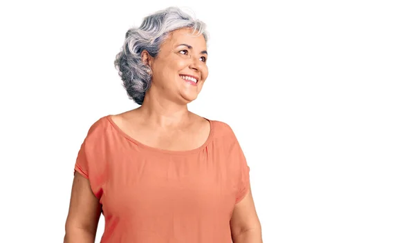 Senior Woman Gray Hair Wearing Orange Tshirt Looking Away Side — Stock Photo, Image