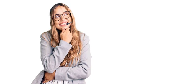 Junge Schöne Blonde Frau Mit Callcenter Agenten Headset Die Hand — Stockfoto