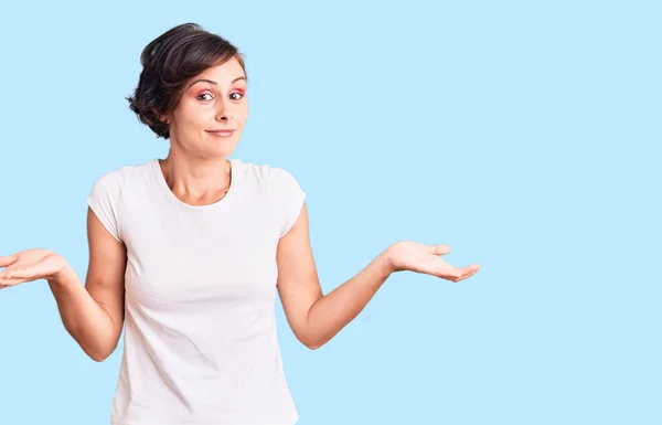 Beautiful Young Woman Short Hair Wearing Casual Clothes Clueless Confused — Stock Photo, Image