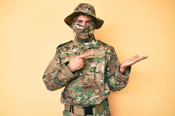Young Handsome Man Wearing Camouflage Army Uniform Balaclava Amazed Smiling — Stock Photo, Image