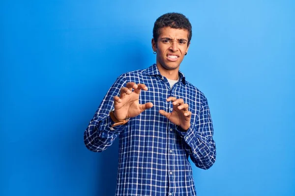 Joven Hombre Amerciano Africano Con Ropa Casual Expresión Disgustada Disgustado —  Fotos de Stock