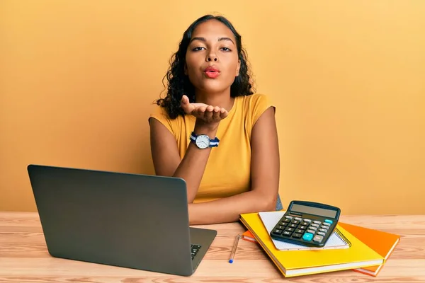 Young African American Girl Working Office Laptop Calculator Looking Camera — Stock Photo, Image