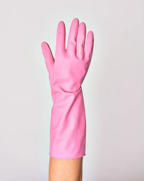 Kéz Kaukázusi Fiatal Visel Rózsaszín Tisztító Kesztyű Csinál Kézfogás Jel — Stock Fotó