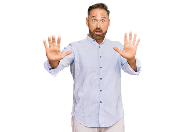 Bonito Homem Meia Idade Vestindo Roupas Negócios Irritado Louco Gritando — Fotografia de Stock