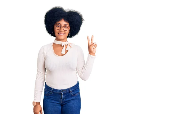 Young African American Girl Wearing Casual Clothes Glasses Smiling Looking — Stock Photo, Image