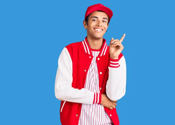 Joven Hombre Amerciano Africano Con Uniforme Béisbol Con Una Gran —  Fotos de Stock