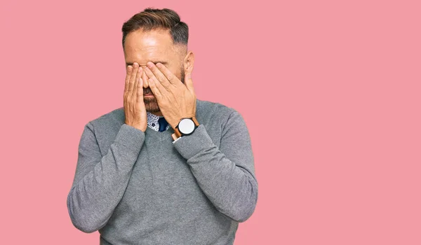 Schöner Mann Mittleren Alters Businesskleidung Wütend Und Verrückt Schreiend Frustriert — Stockfoto