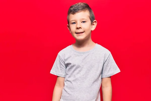 Lindo Niño Rubio Con Ropa Casual Que Positivo Feliz Pie — Foto de Stock