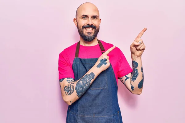 Young Handsome Man Wearing Apron Smiling Looking Camera Pointing Two — Stock Photo, Image