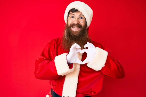 Schöner Junger Roter Mann Mit Langem Bart Weihnachtsmann Kostüm Der — Stockfoto