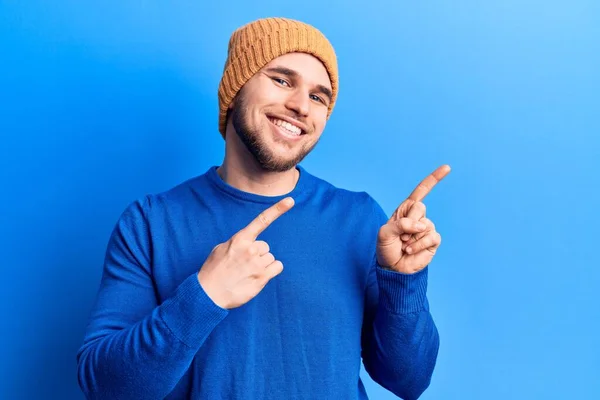 Young Handsome Man Wearing Casual Sweater Wool Cap Smiling Looking — Stock Photo, Image