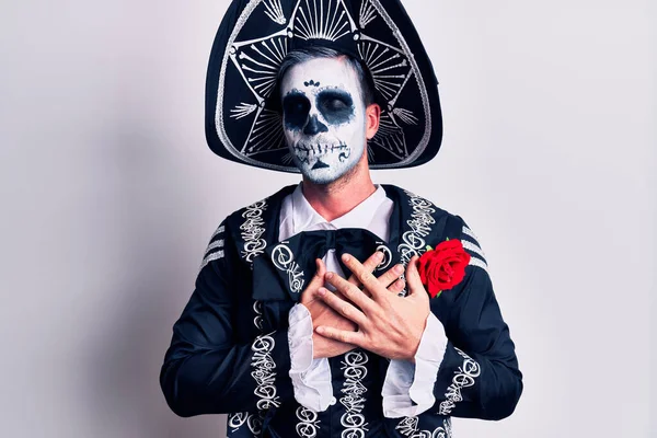 Jeune Homme Portant Jour Mexicain Costume Mort Sur Blanc Souriant — Photo
