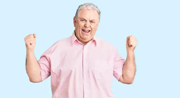 Senior Grey Haired Man Wearing Casual Clothes Screaming Proud Celebrating — Stock Photo, Image