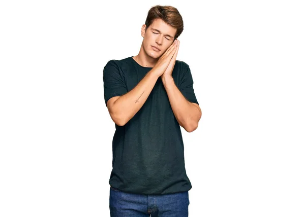 Hombre Caucásico Guapo Usando Ropa Casual Durmiendo Cansado Soñando Posando — Foto de Stock