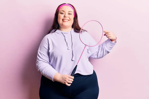 Young Size Woman Holding Badminton Racket Smiling Happy Pointing Hand — Stock Photo, Image