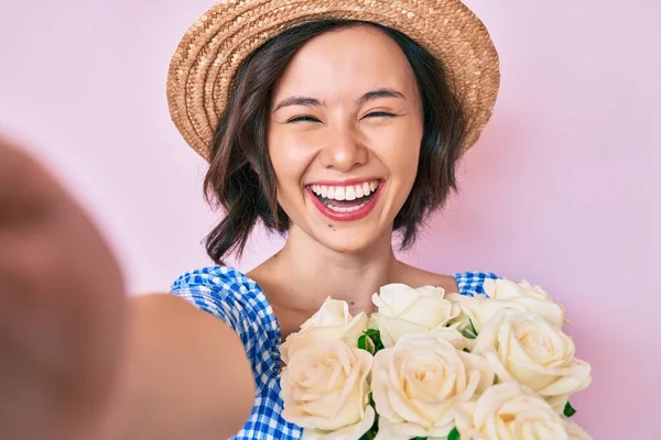 Jong Mooi Meisje Dragen Zomer Hoed Het Nemen Van Een — Stockfoto