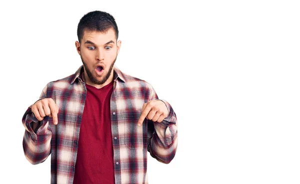 Young Handsome Man Wearing Casual Shirt Pointing Fingers Showing Advertisement — Stock Photo, Image