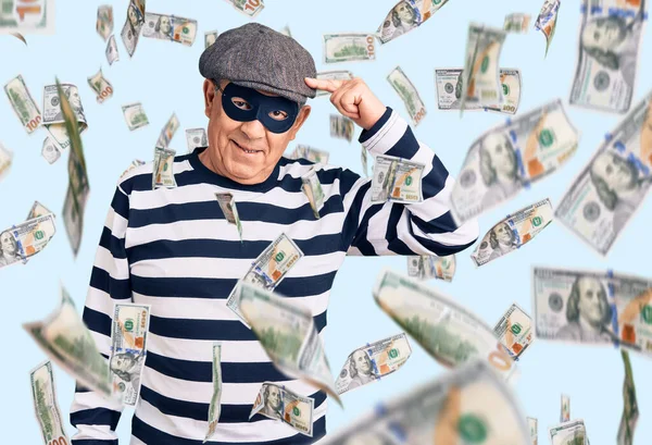 Senior Handsome Man Wearing Burglar Mask Shirt Smiling Pointing Head — Stock Photo, Image